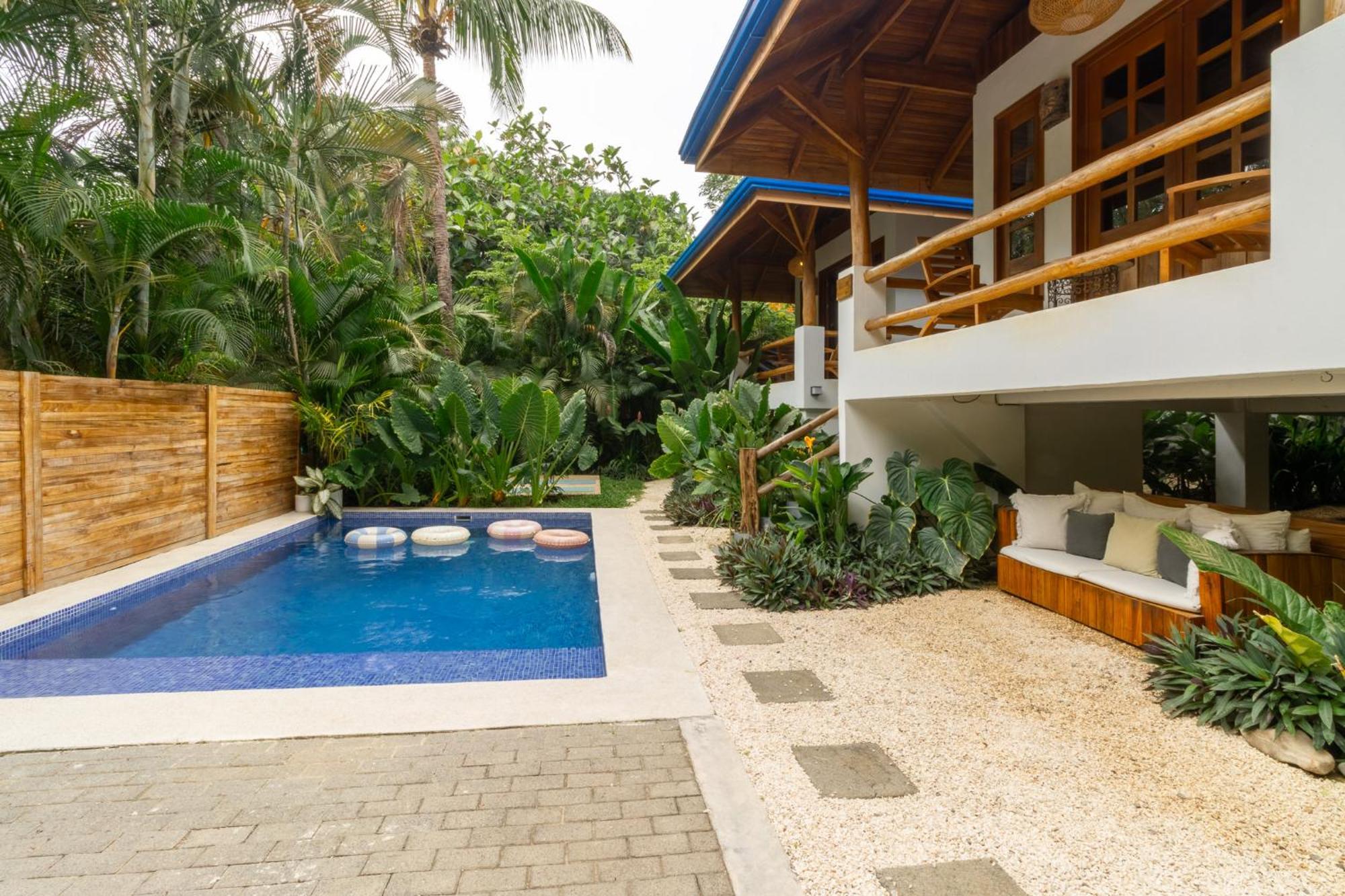 Blue Surf Sanctuary Hotel Playa Santa Teresa  Exterior photo