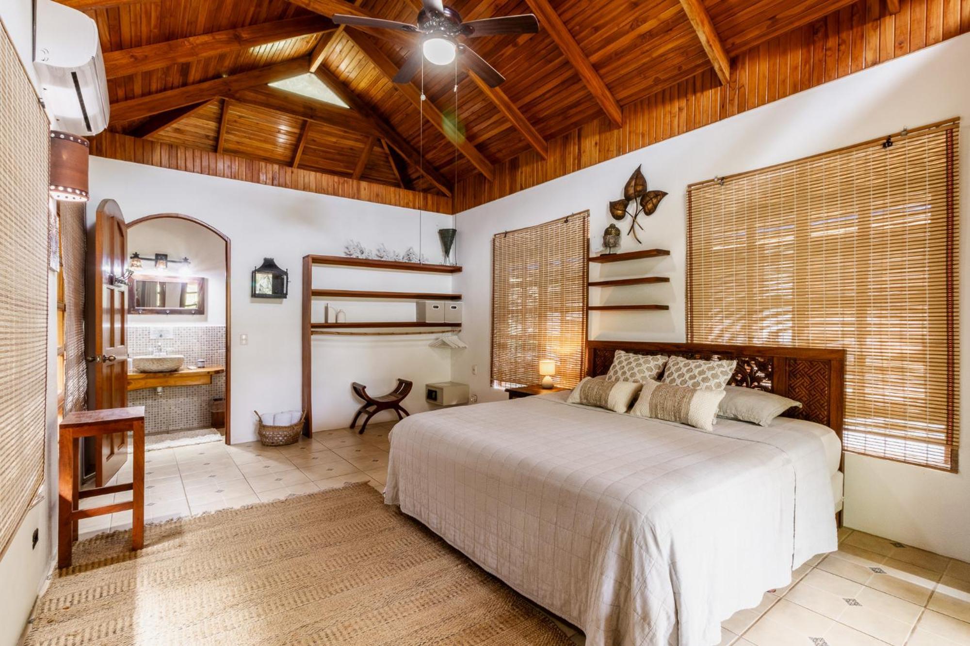 Blue Surf Sanctuary Hotel Playa Santa Teresa  Exterior photo