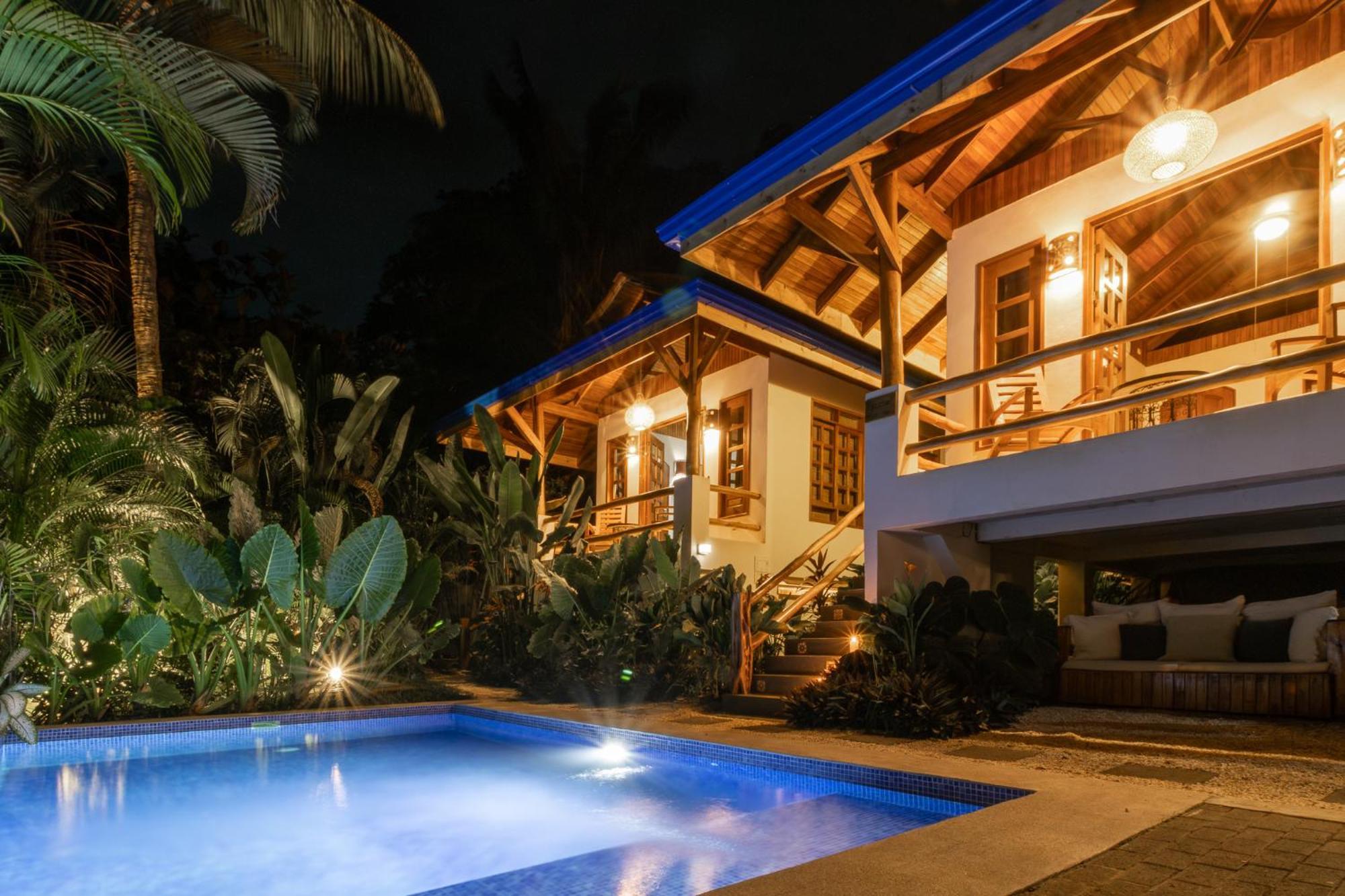 Blue Surf Sanctuary Hotel Playa Santa Teresa  Exterior photo