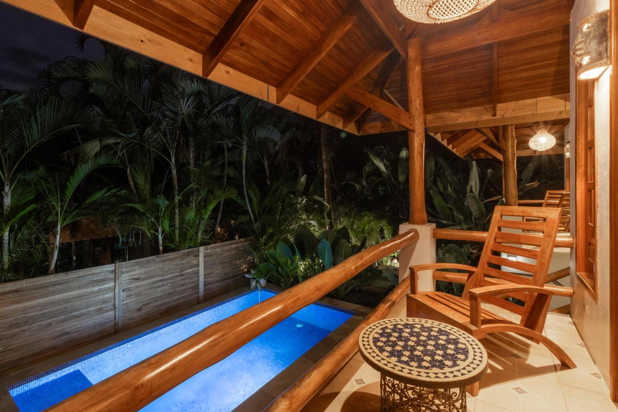 Blue Surf Sanctuary Hotel Playa Santa Teresa  Exterior photo