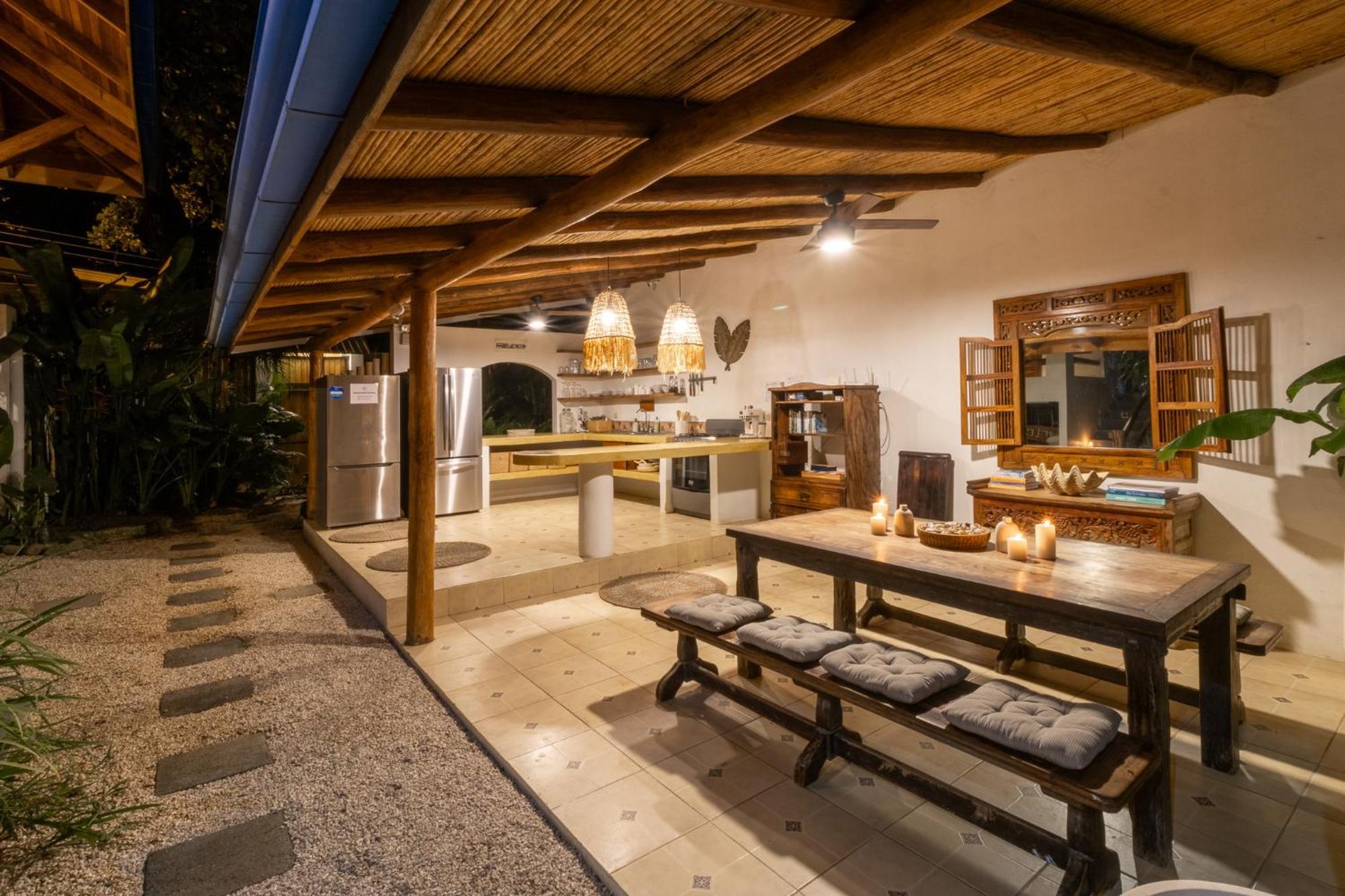 Blue Surf Sanctuary Hotel Playa Santa Teresa  Exterior photo